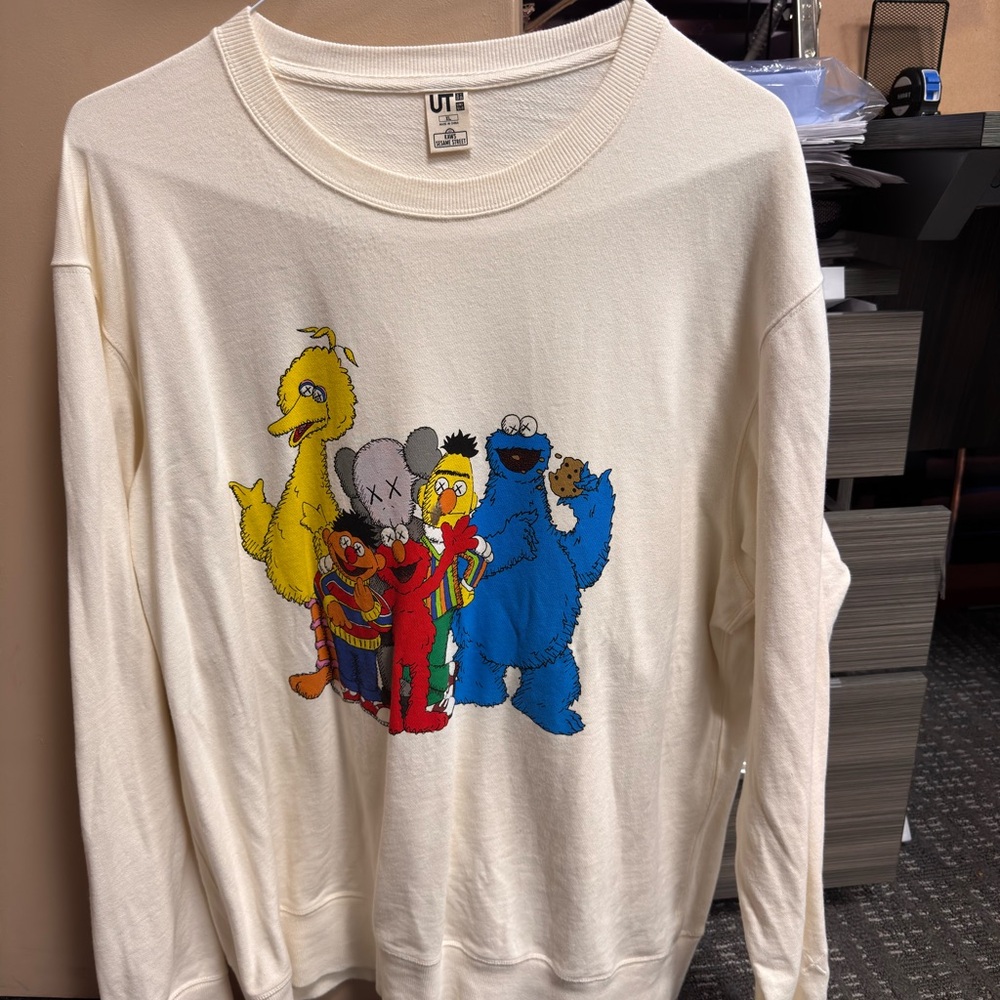 Uniqlo Sesame Street Graphic Sweatshirt